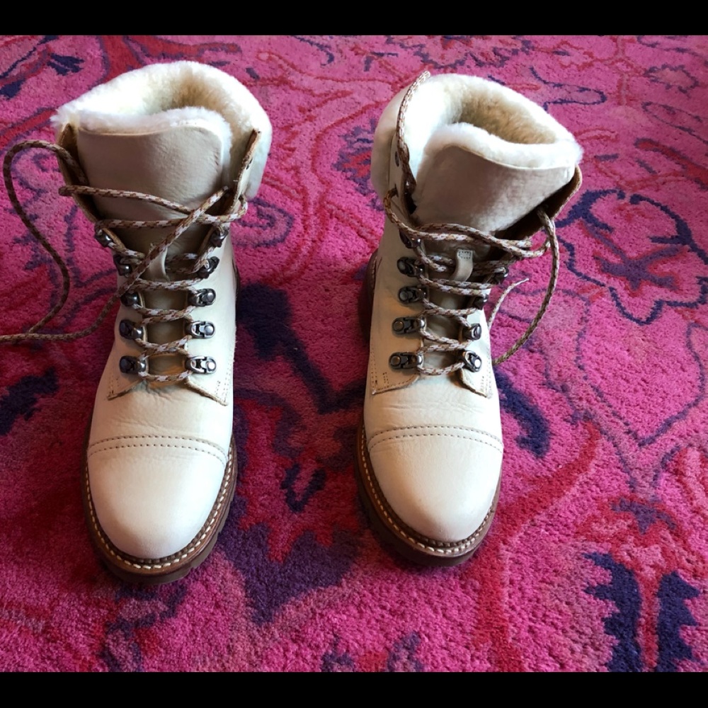 Frye Boot Samantha Hiker size 8.5